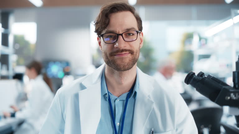 Dr. Michael Carter